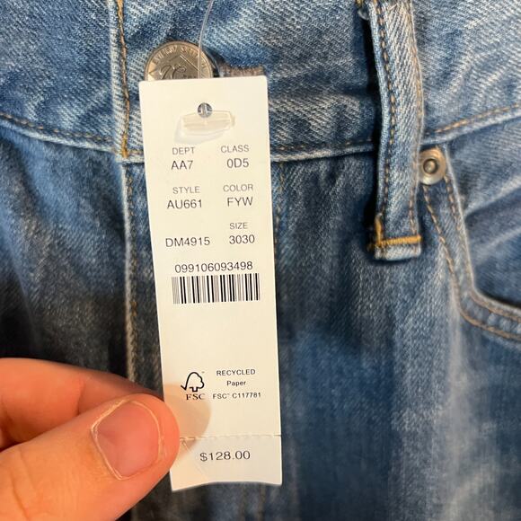 J Crew Jeans Mens 30x30 Light Wash 484 Slim Fit 100% Cotton Midrise Denim New - Picture 3 of 10